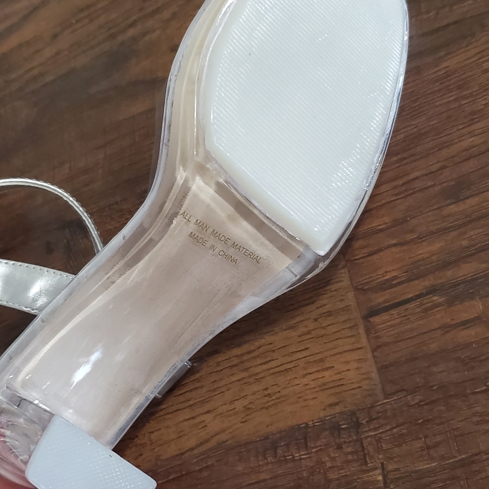 Touch ups block heel clear size 8 - Picture 6 of 7